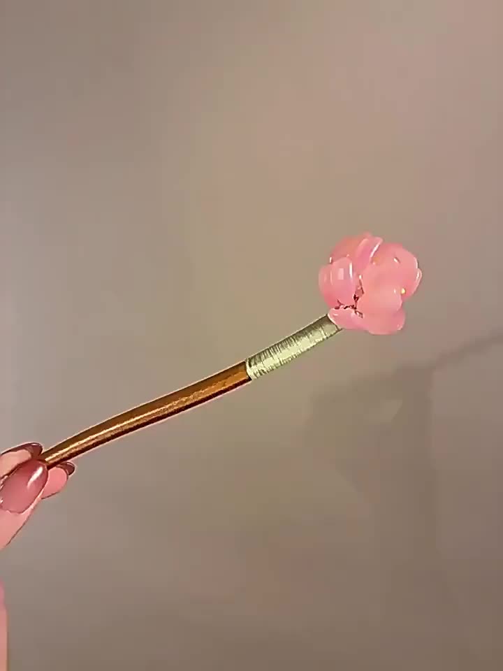Chinese-style Gentle Pink Peach Blossom Wooden Hairpin
